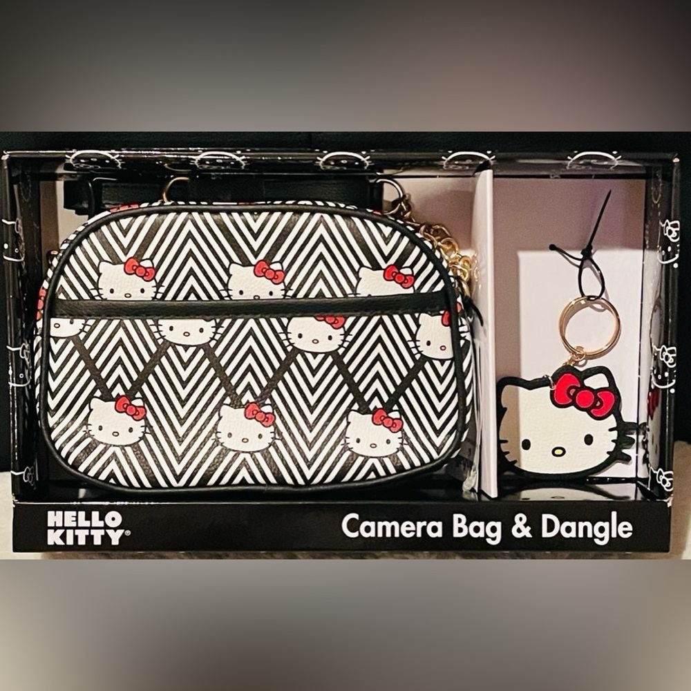 NWT Hello Kitty Camera Crossbody Bag & Dangle Set